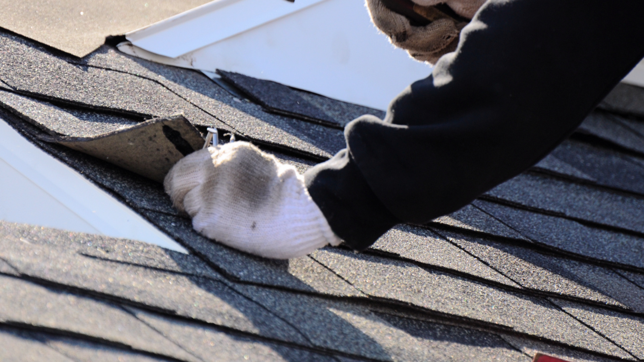 Roofing Contractor in Lawrence 