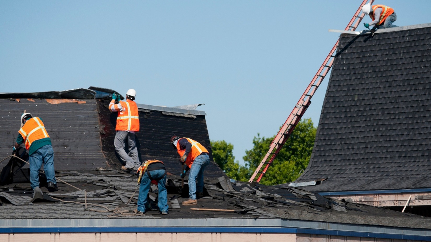 Lawrence roofing company