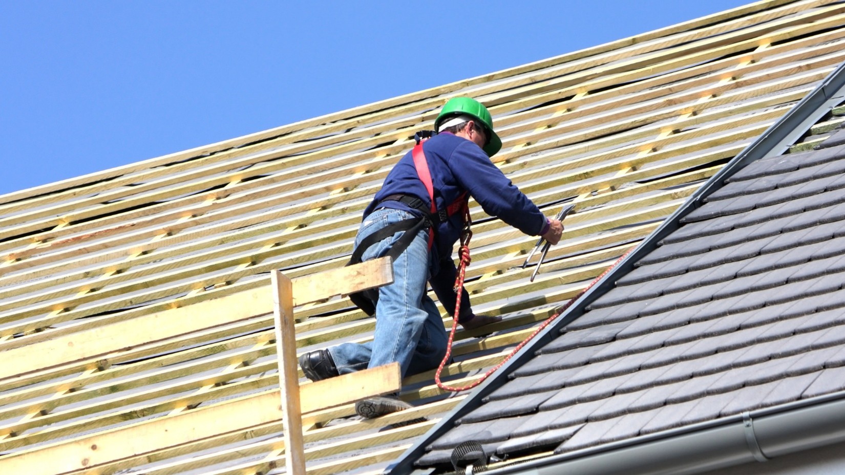 commercial roofing company in Lawrence
